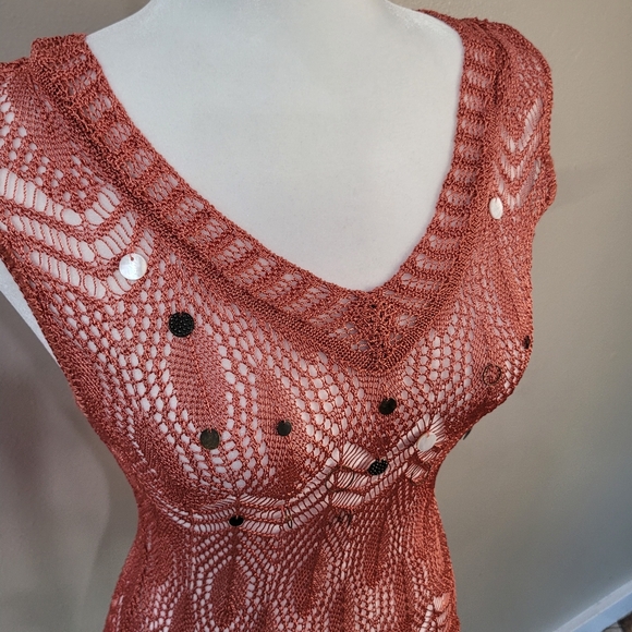 BETTE PAIGE Bronze Crochet Open Weave Crop Sleeveless Sweater Xs/S - Picture 7 of 10